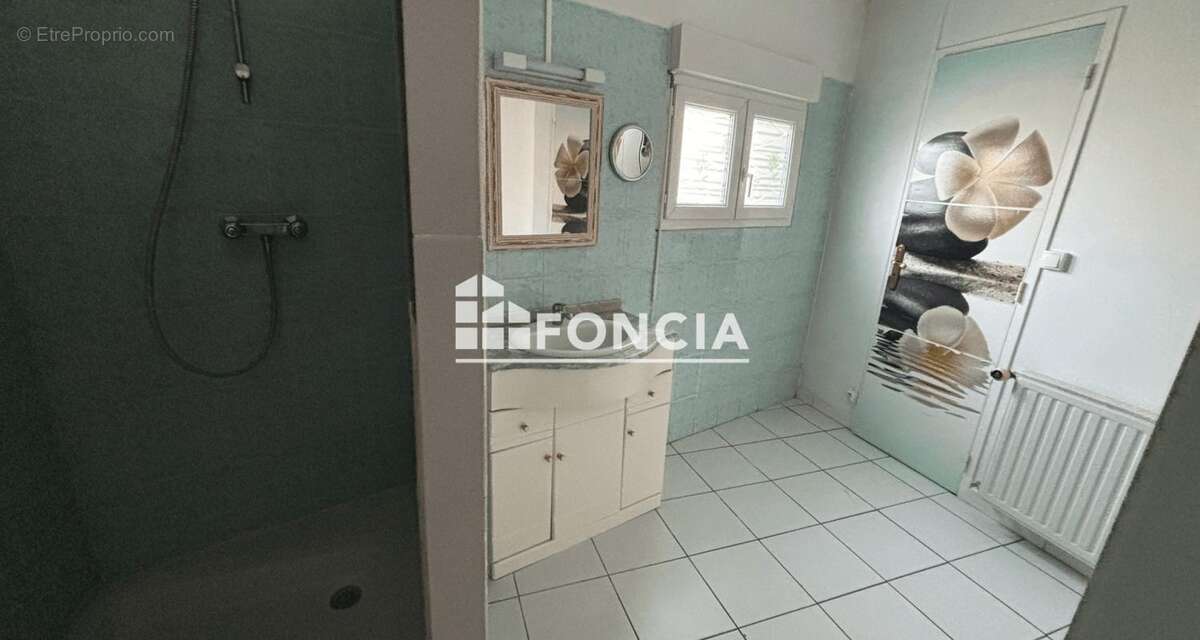 Maison à CHATEAUBERNARD