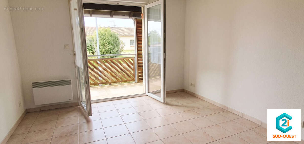 Appartement à MAUVEZIN