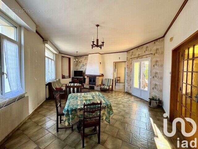 Photo 3 - Maison à IZEL-LES-EQUERCHIN