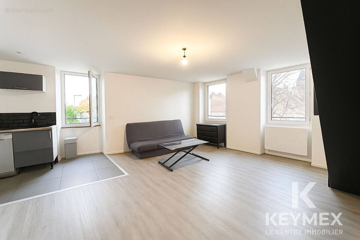 Appartement à BRIE-COMTE-ROBERT