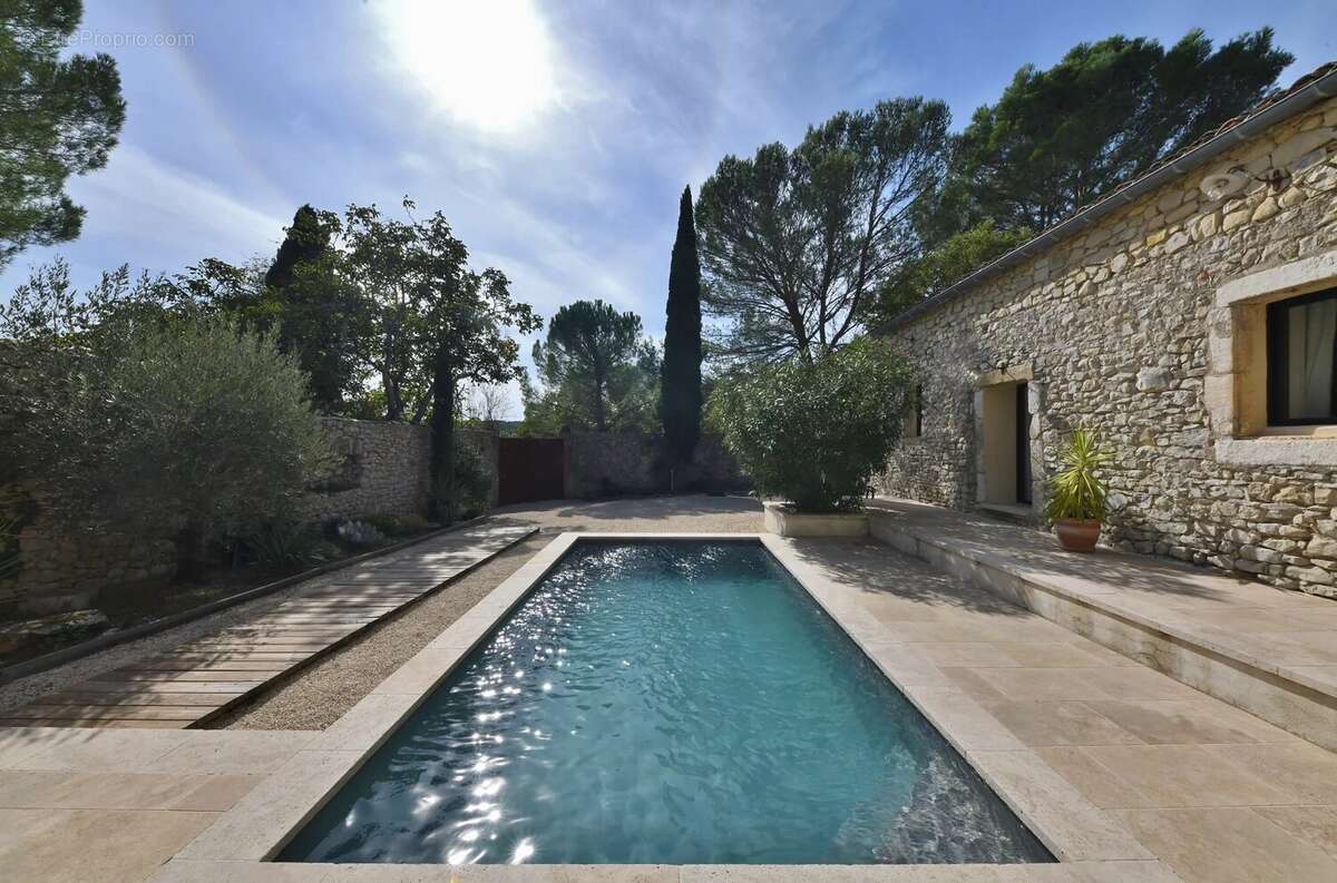 Maison à UZES
