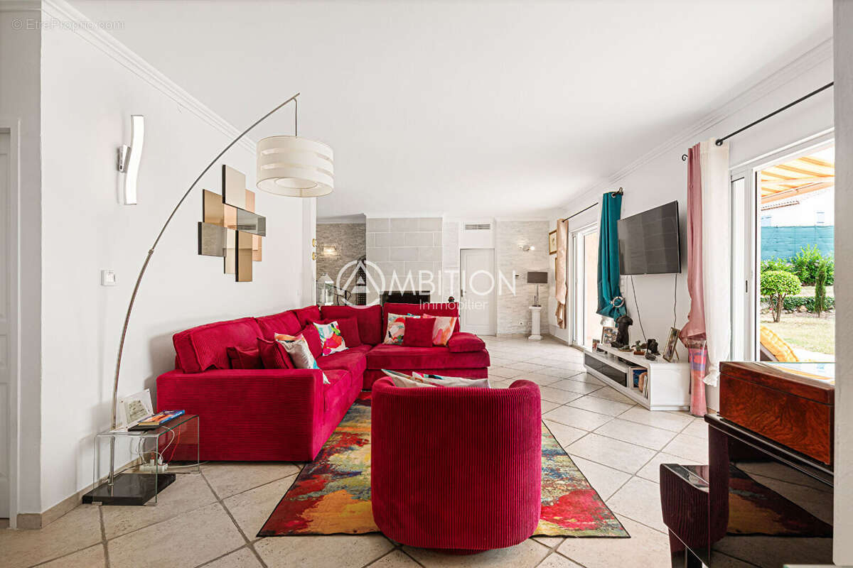 Maison à MOUANS-SARTOUX