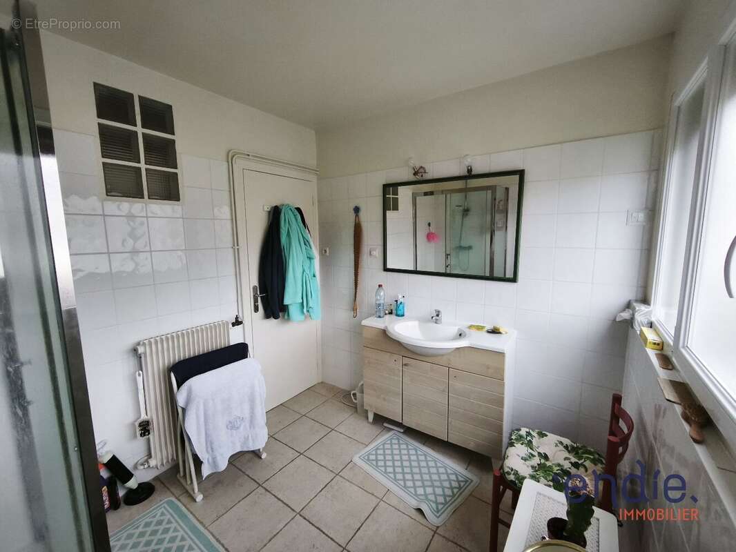 Maison à BEAUVAIS
