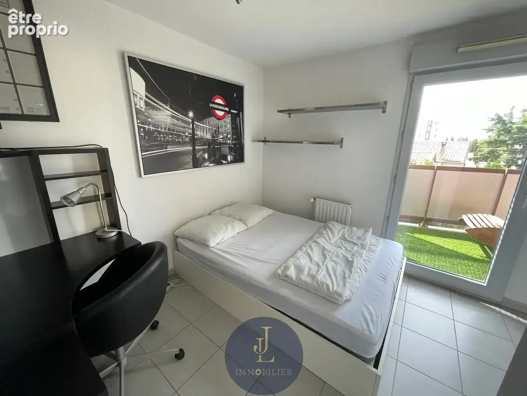 Charmant T3 lumineux avec grande terrasse et double stationnement. - photo 13
