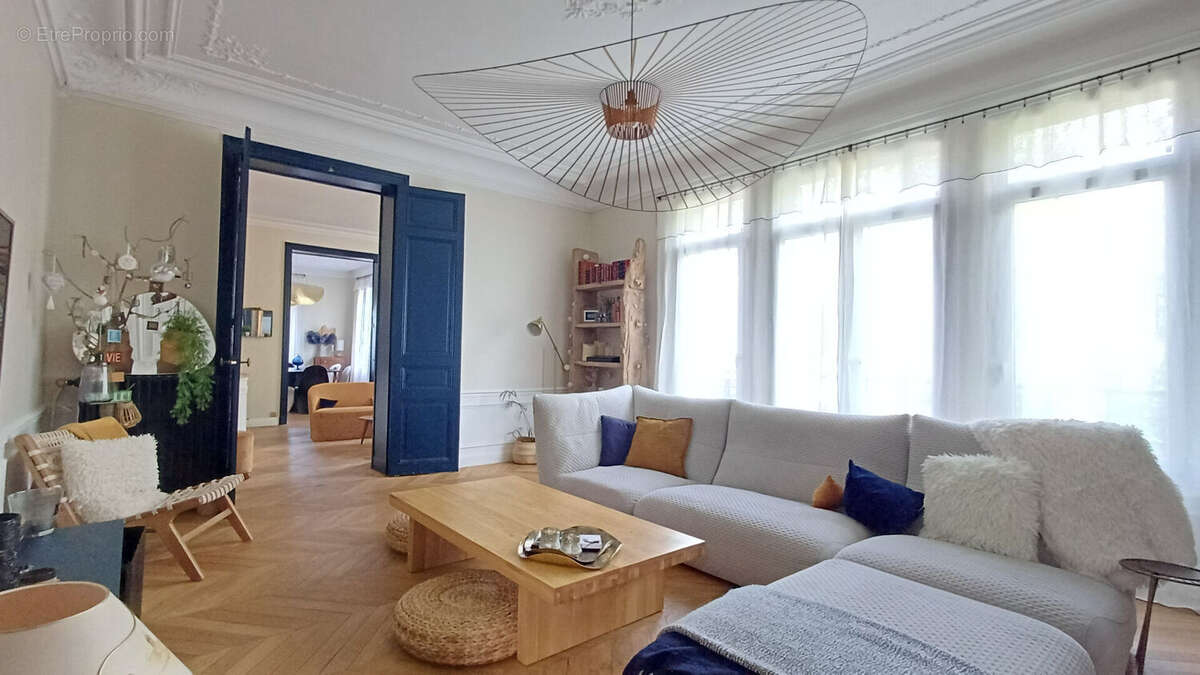 Maison à ENGHIEN-LES-BAINS