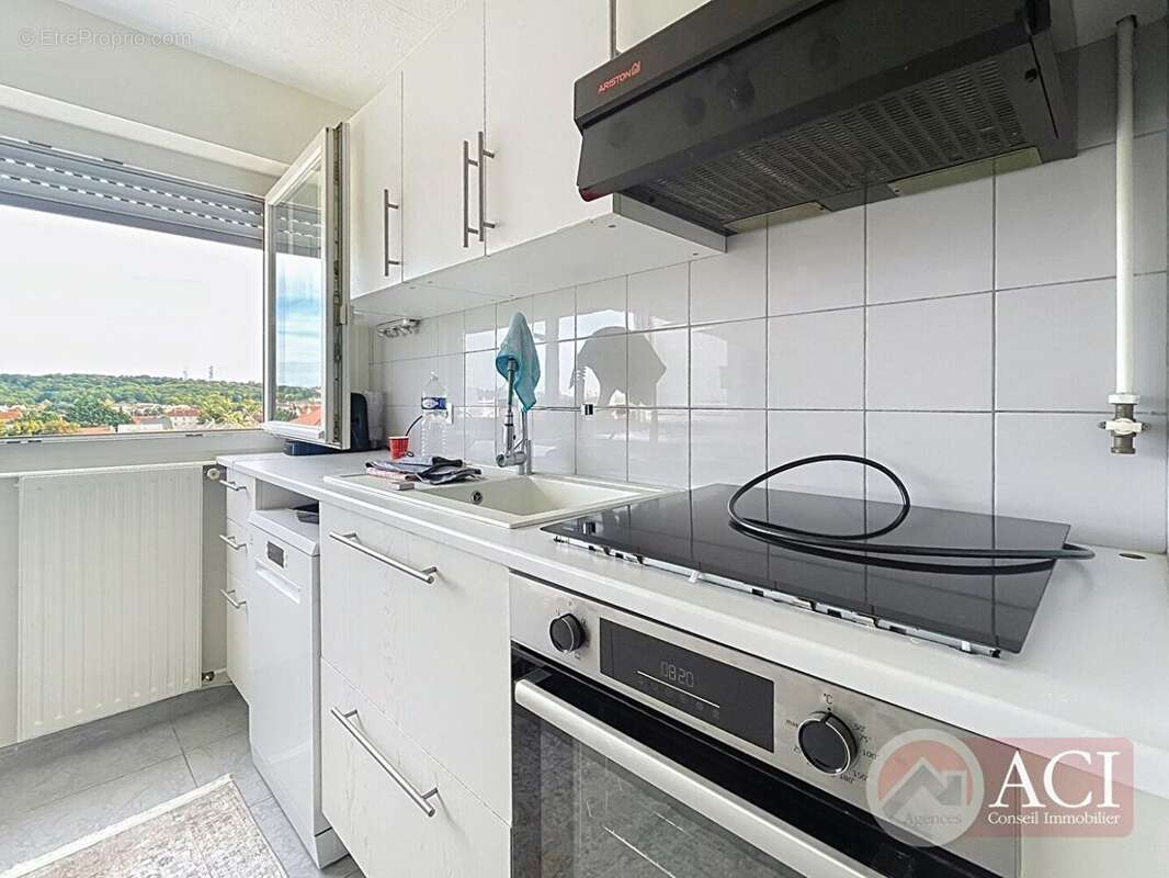 59333833e.jpg - Appartement à MONTMAGNY