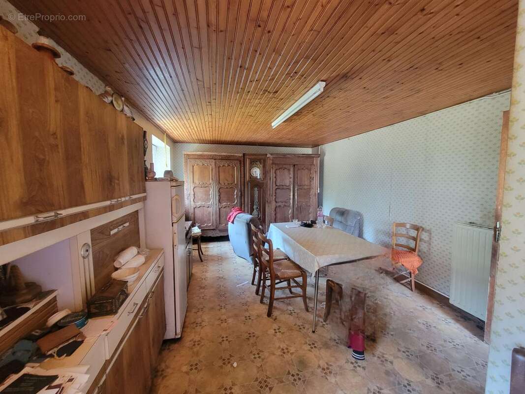 Maison 86 m² à Gourin  - photo 2