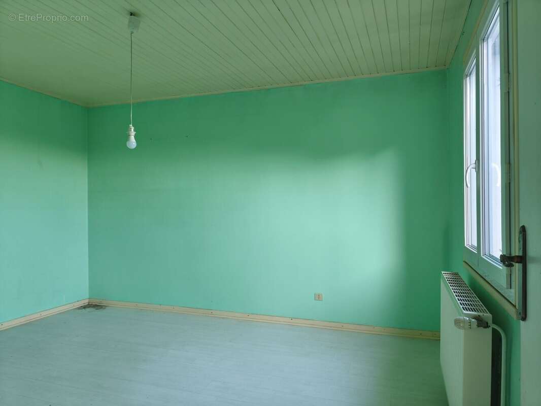 Maison à PONT-DE-VAUX