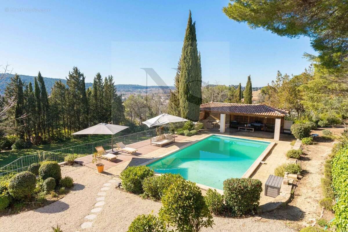 Maison à AIX-EN-PROVENCE