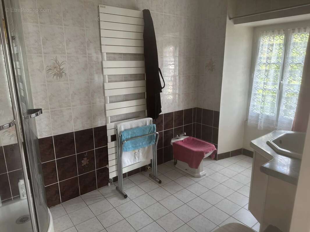 Maison à GENCAY