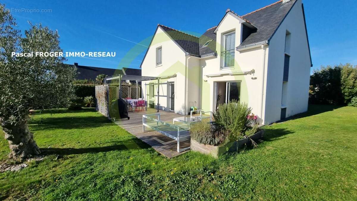 Maison 136 m² à Guerande  - photo 2