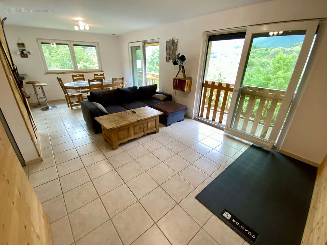 Maison à SAINT-MARTIN-DE-LA-PORTE