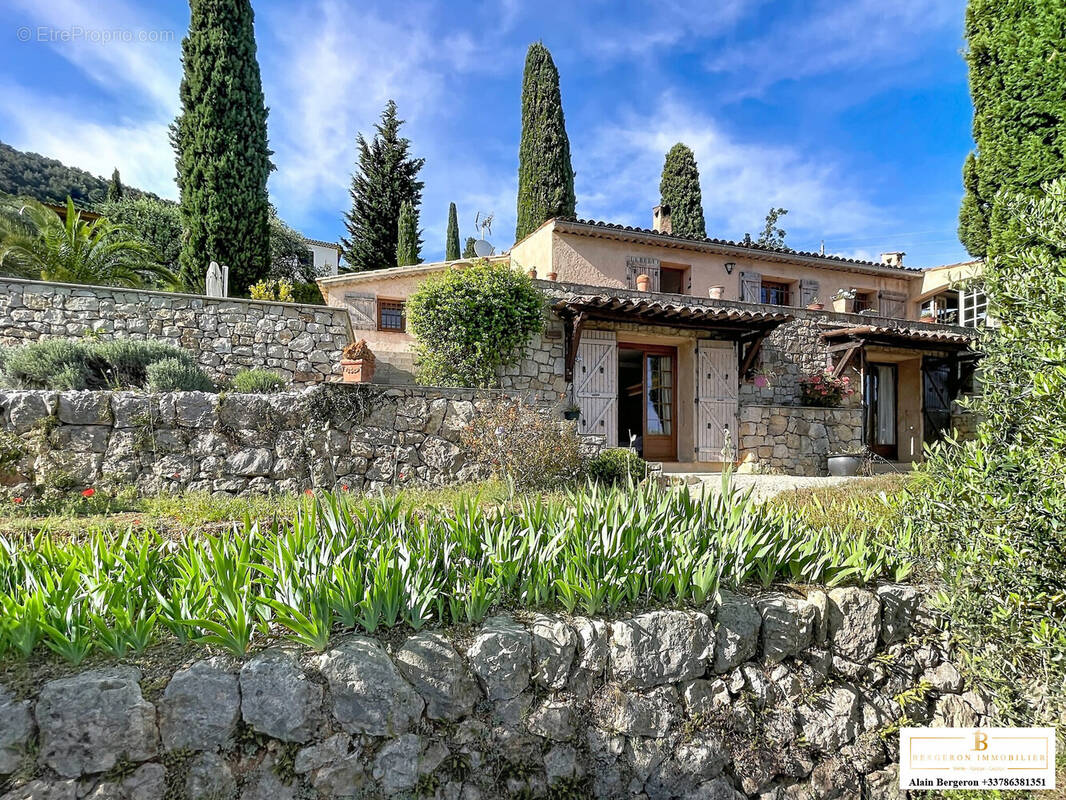 Maison à SPERACEDES