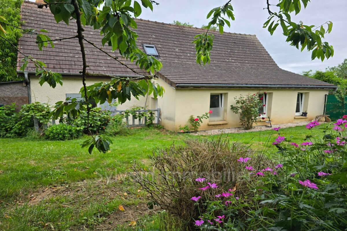 Maison à SERIFONTAINE