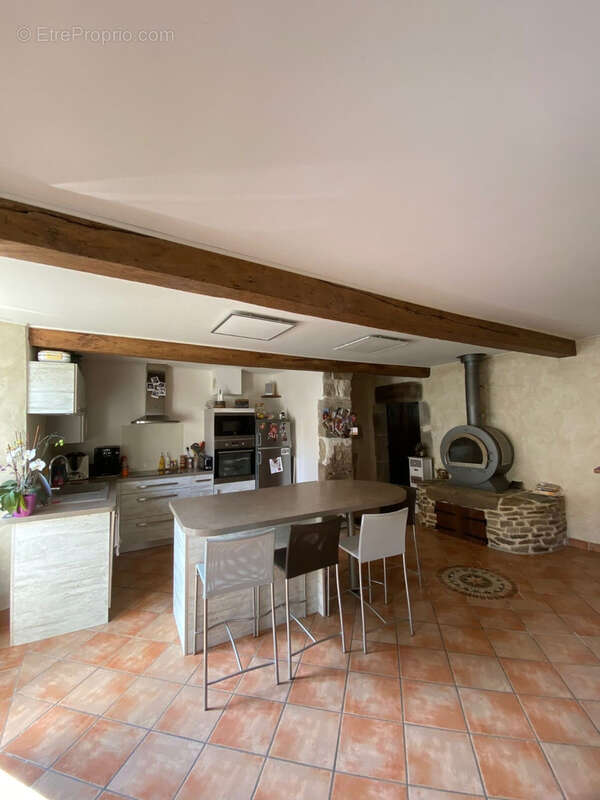 Maison à ALBOUSSIERE