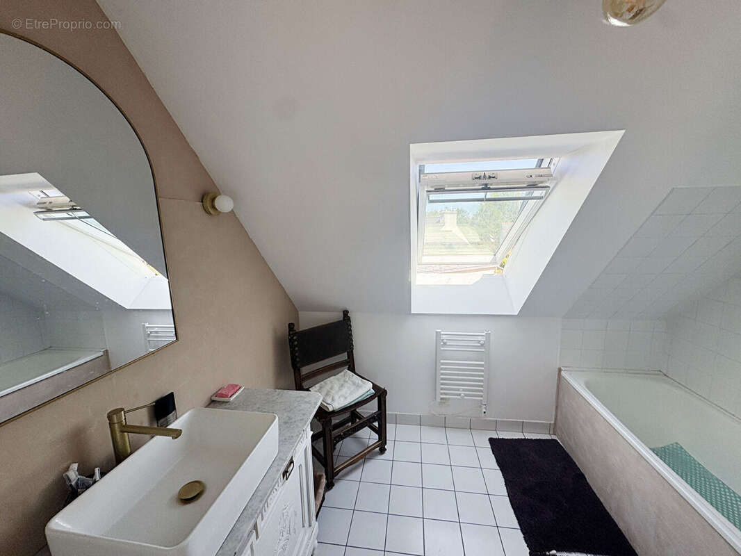 Maison de 1992 sur 979m2 de terrain - photo 14