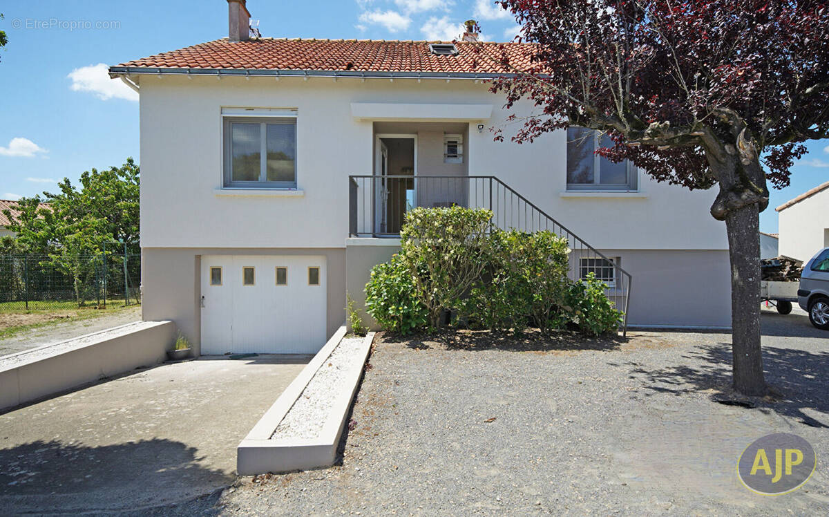 Maison à CHAMPTOCEAUX