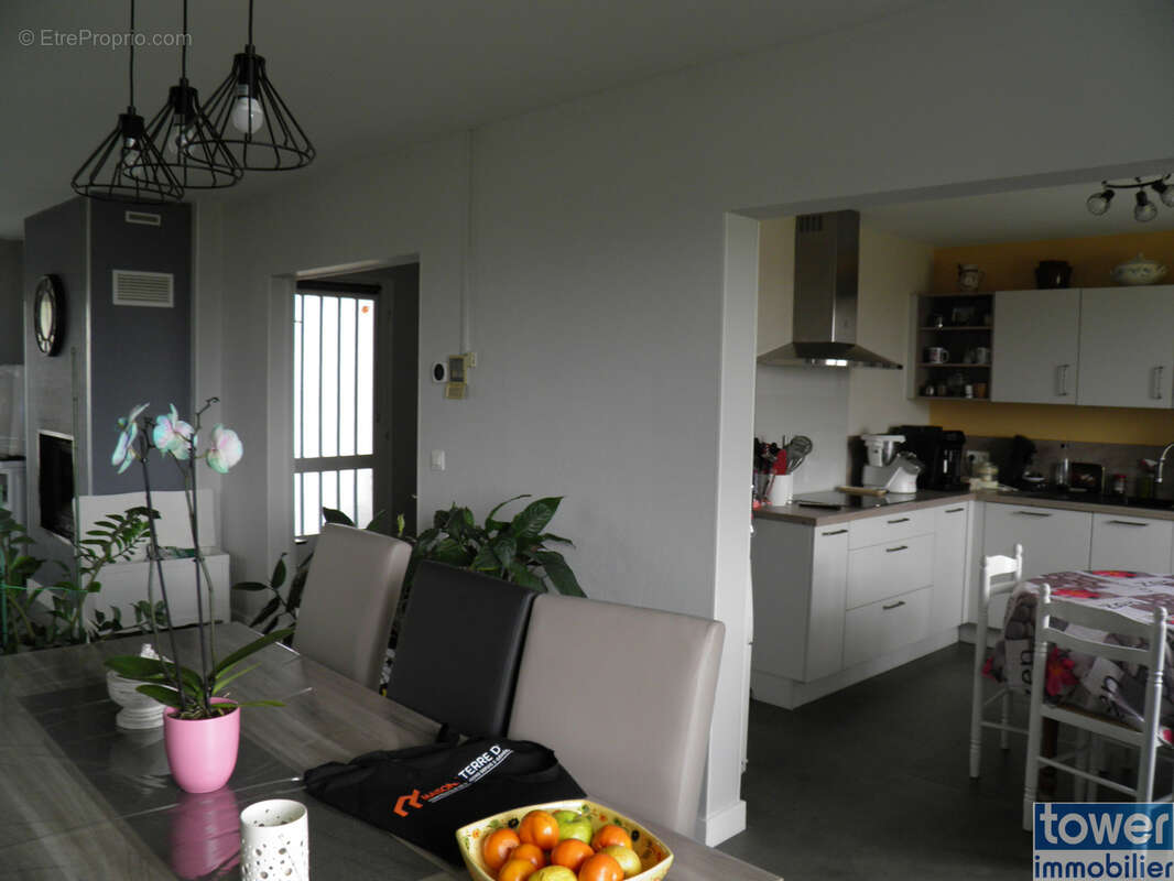 Maison à VIVIERS-LES-MONTAGNES
