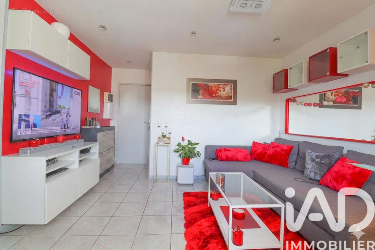 Photo 2 - Appartement à VIGNEUX-SUR-SEINE