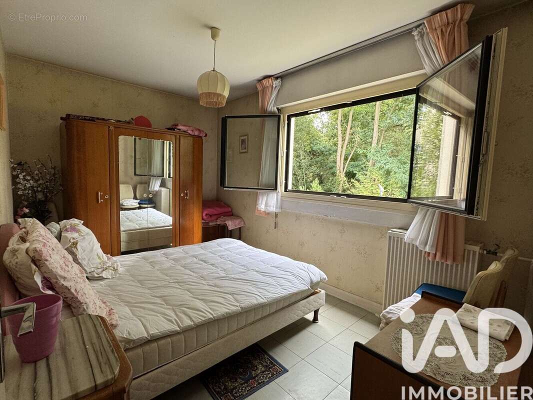 Photo 8 - Appartement à RUEIL-MALMAISON