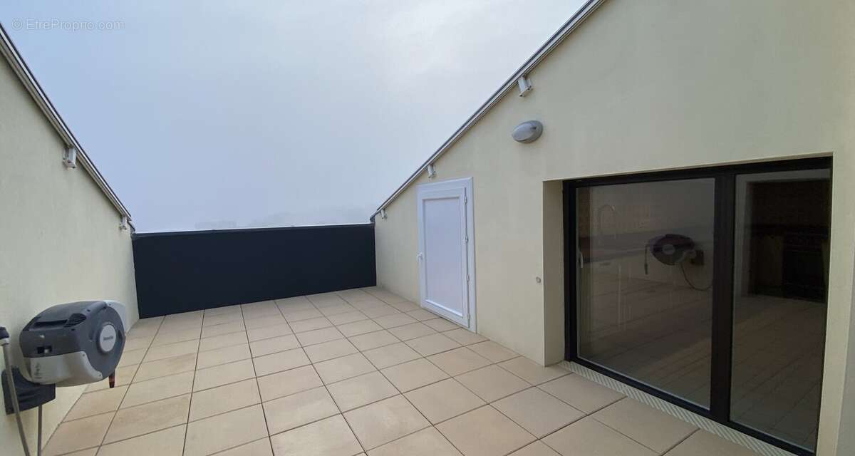 Exceptionnel attique de type 4 pièces de 103 m2 soit 140 m2 hors loi carrez avec 60 m2 de terrasses - photo 14