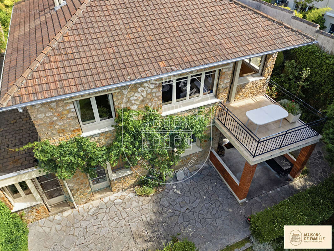 Maison à GARCHES