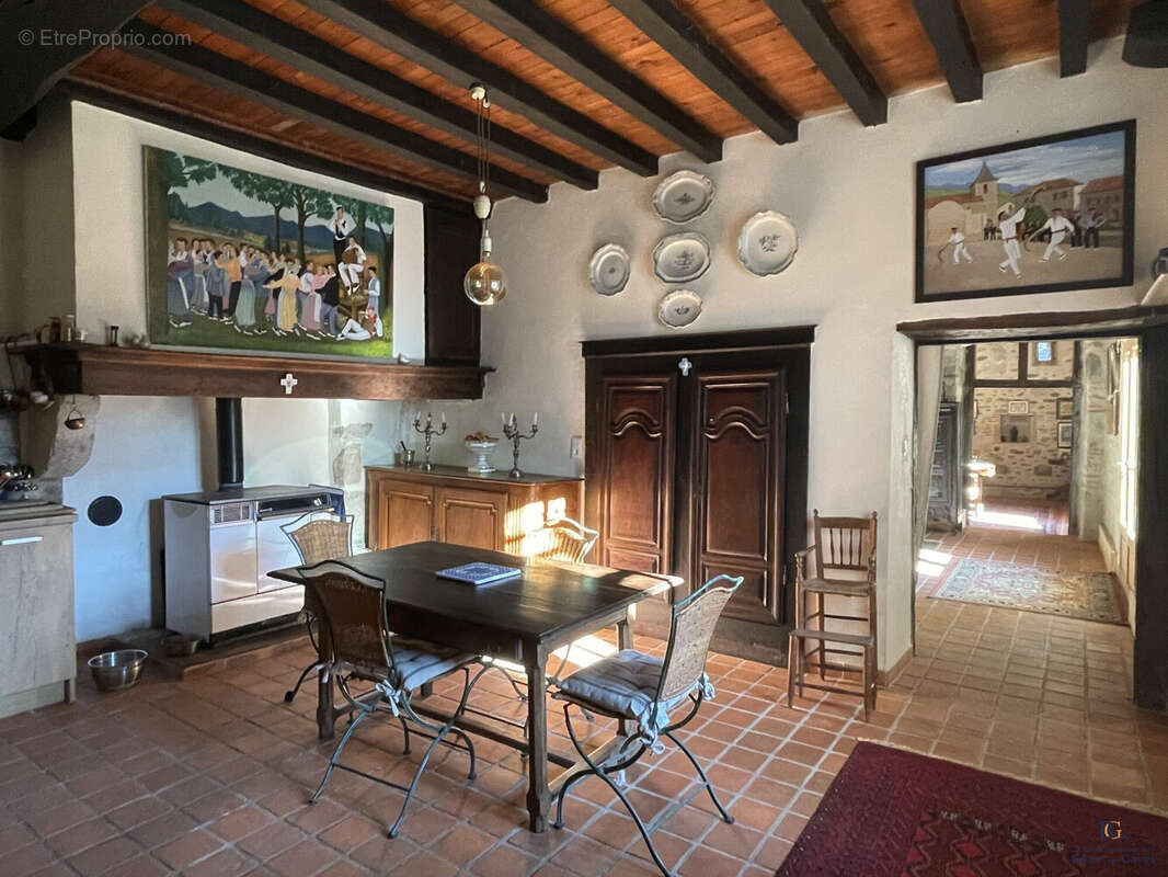 Maison à SAUVETERRE-DE-BEARN