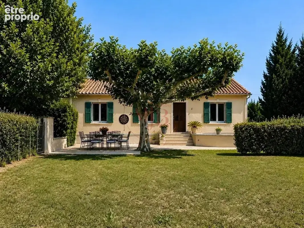 Maison de plain-pied rénovée avec grand jardin - photo 1