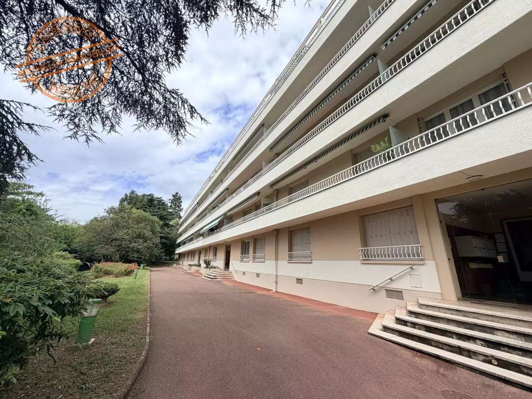 Appartement à CHAMPAGNE-AU-MONT-D'OR