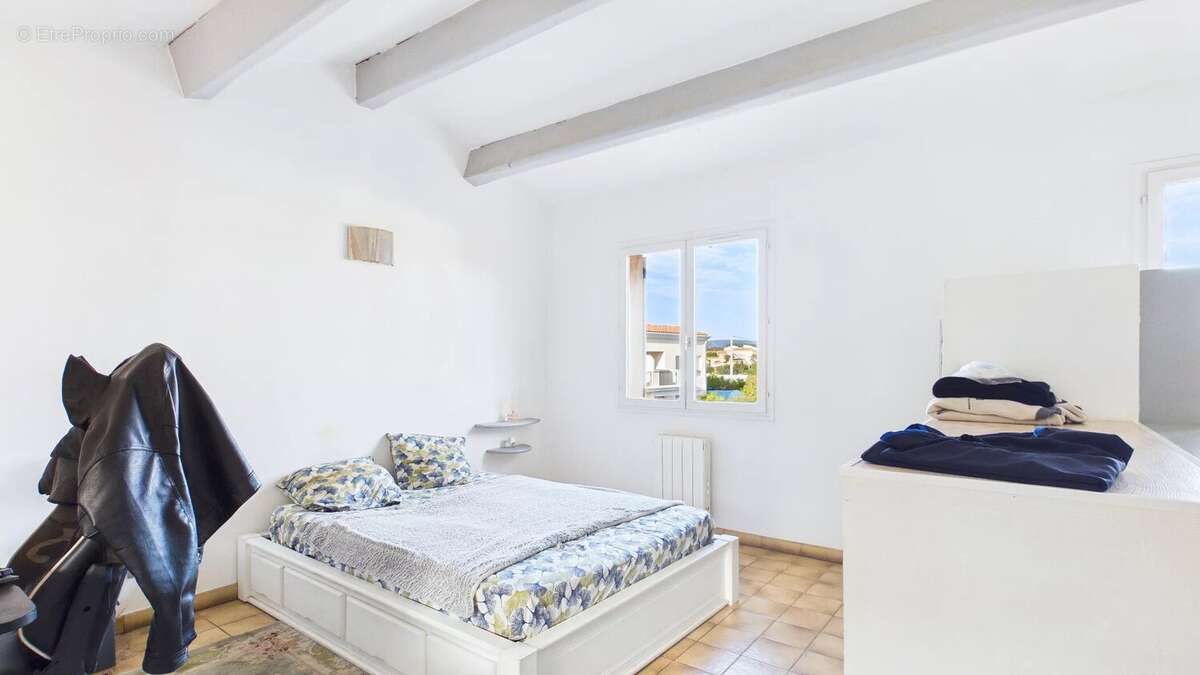 Maison à LA LONDE-LES-MAURES
