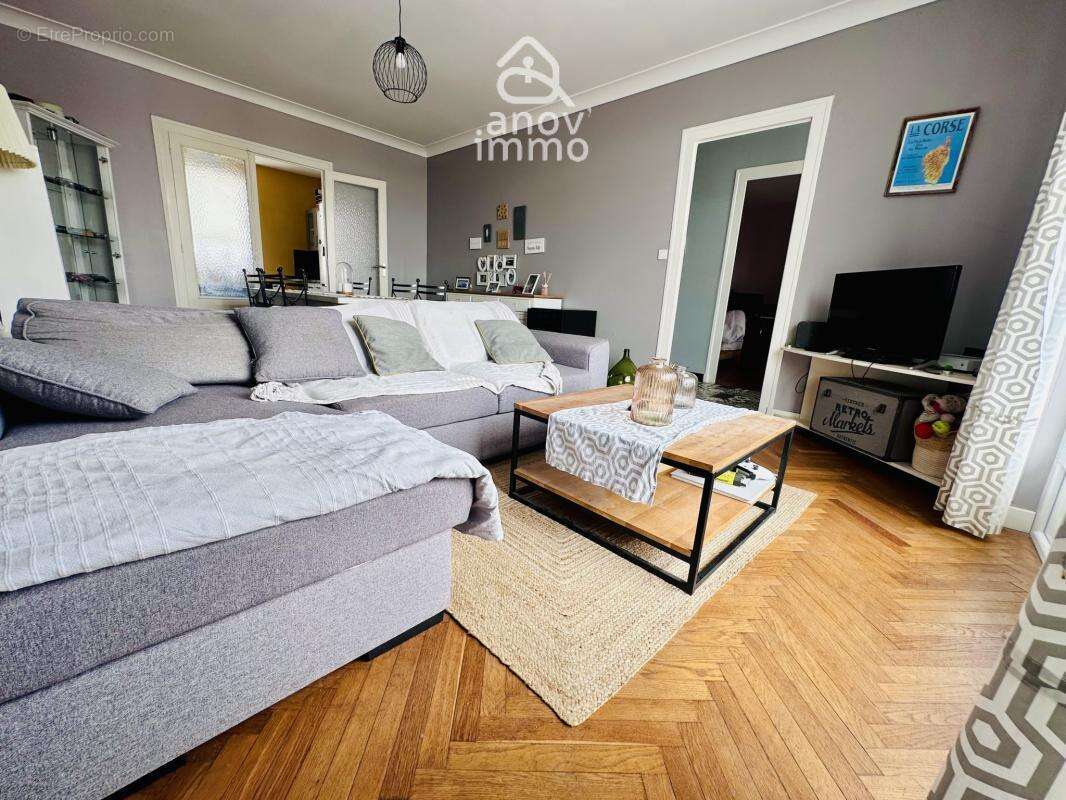 Maison rénovée   Sous-sol complet   Terrasse 40 m2   Jardin - photo 6