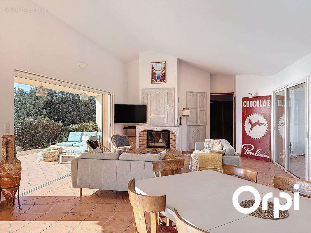 Maison à PORTO-VECCHIO