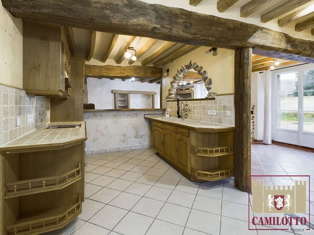 Maison à NOGENT-LE-ROI