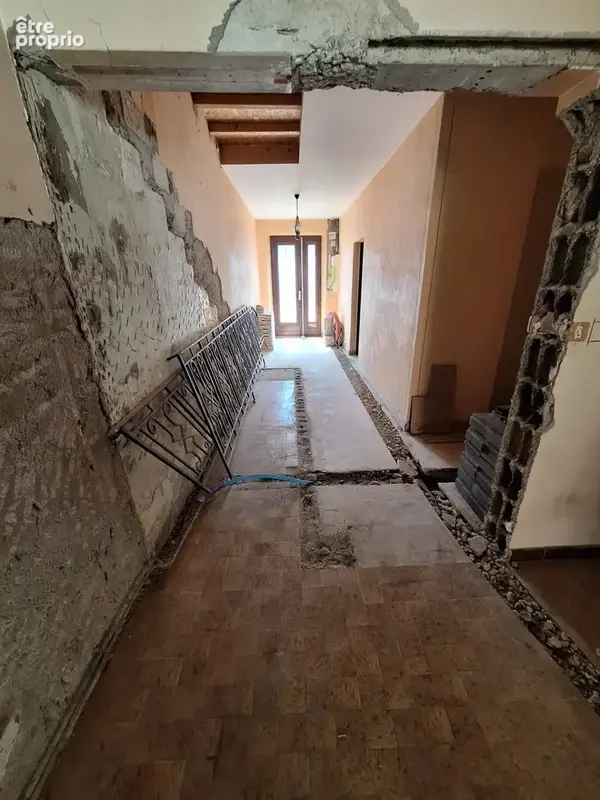  À VENDRE – Maison de ville 213 m² avec 4 appartements à finir de rénover – RISCLÉ (Gers 32) - photo 10