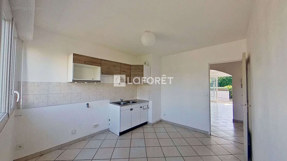 Appartement à LYON-8E