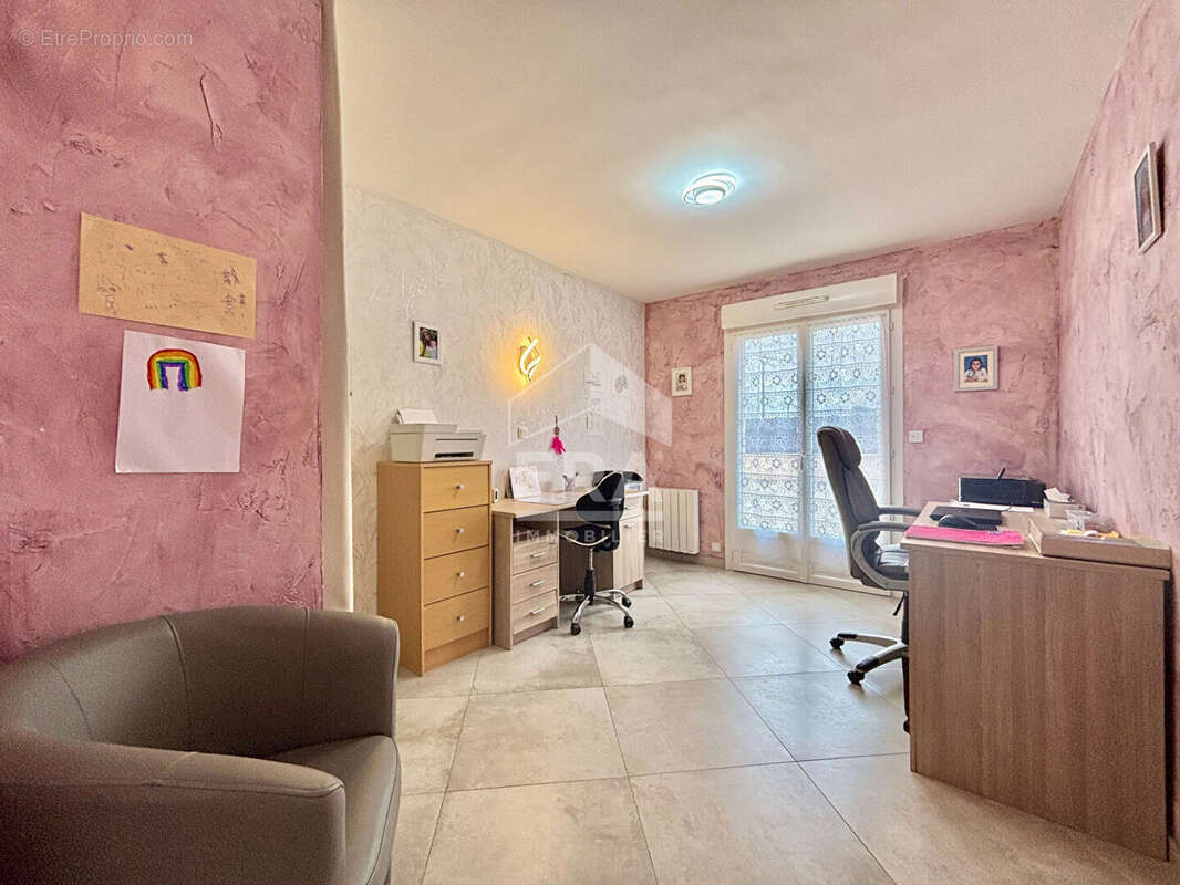 Maison à BALLANCOURT-SUR-ESSONNE