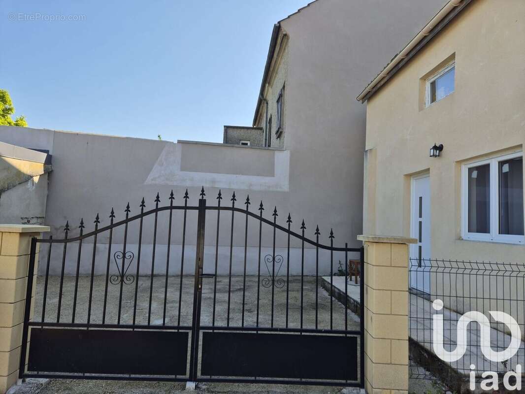 Photo 3 - Maison à LA FERTE-SOUS-JOUARRE