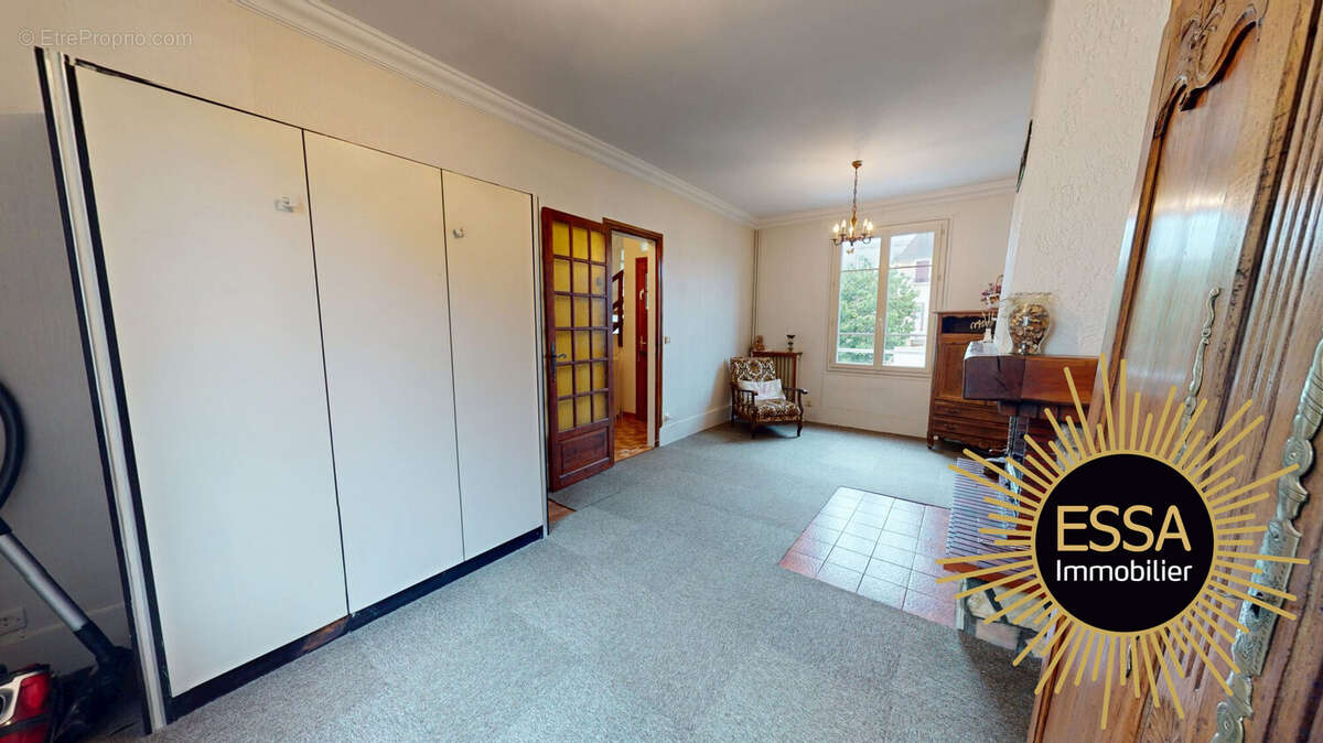 Maison à VIROFLAY