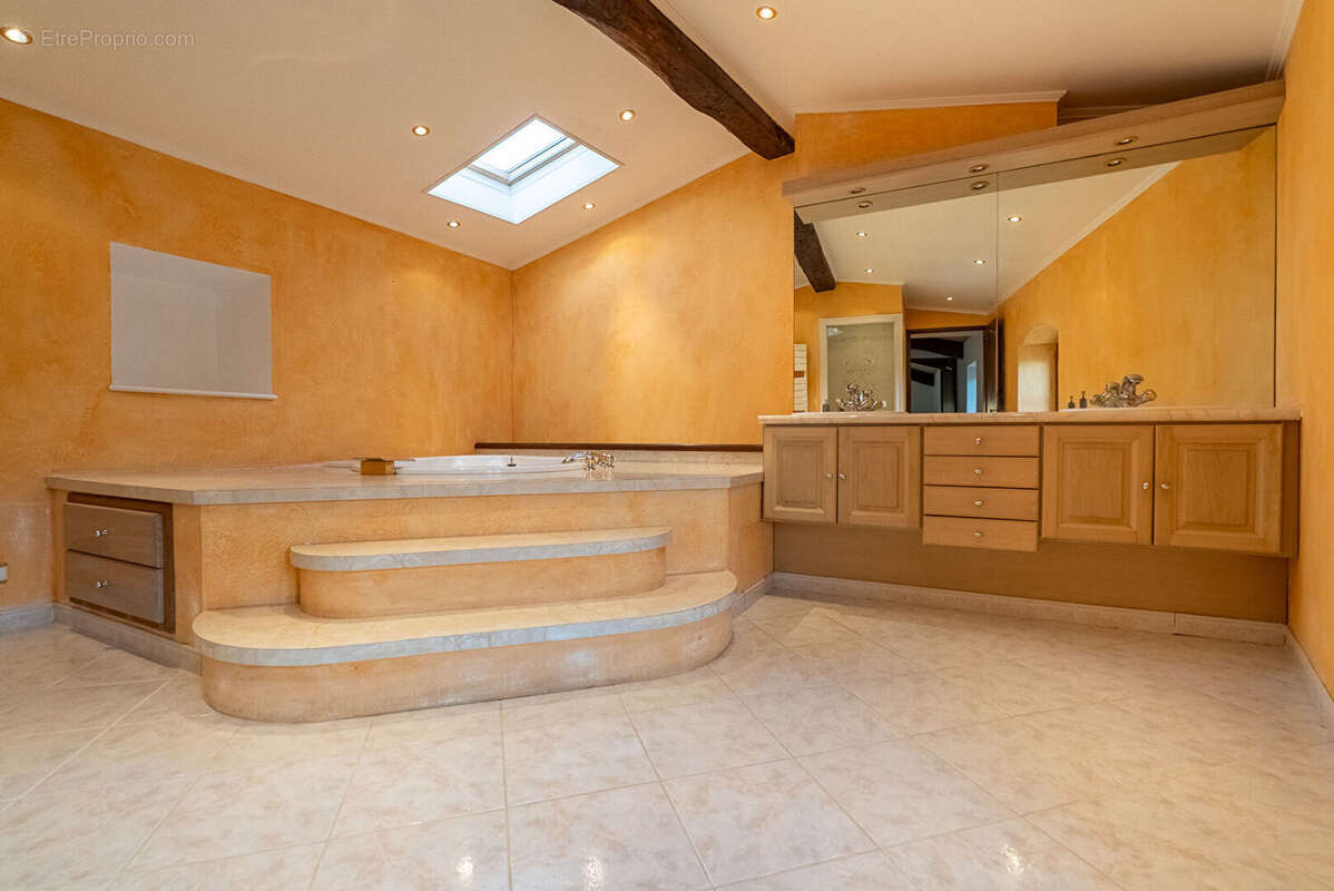 Maison à VILLEGAILHENC