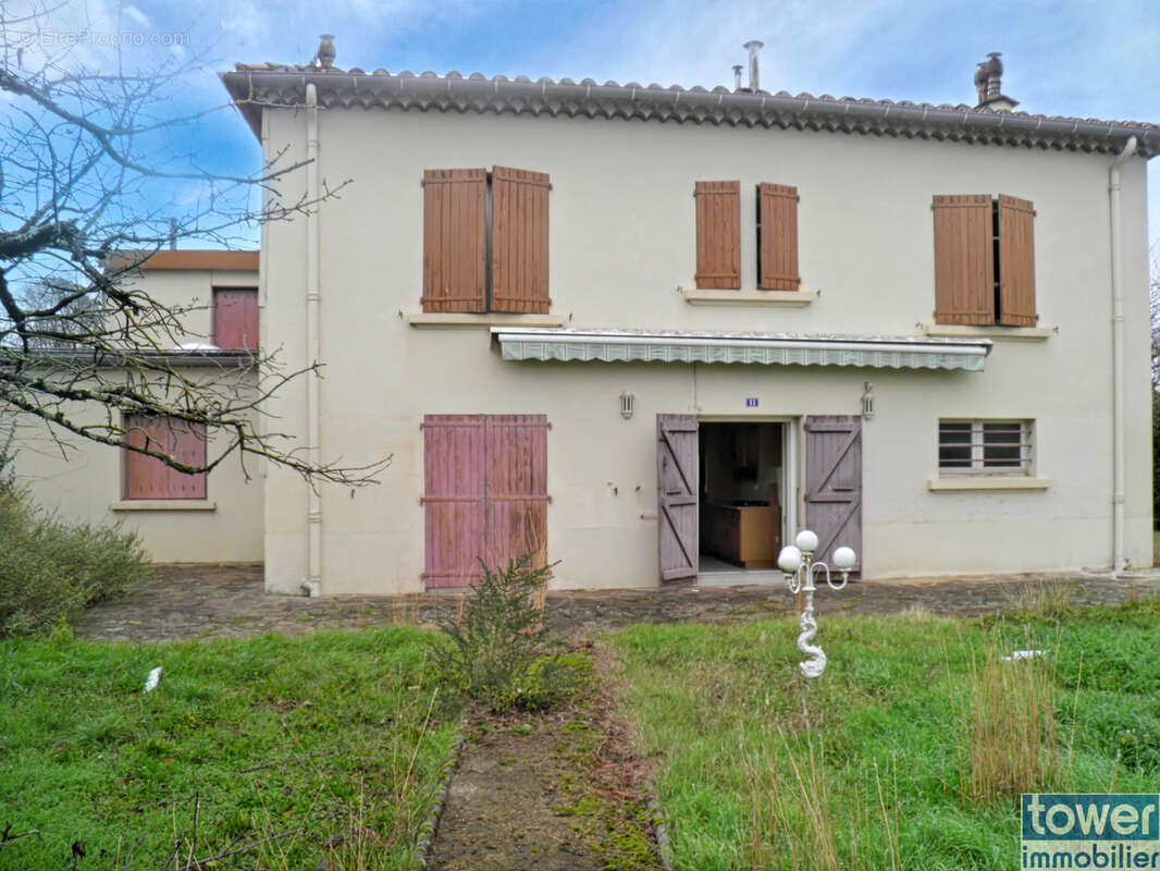 Maison à AUSSILLON