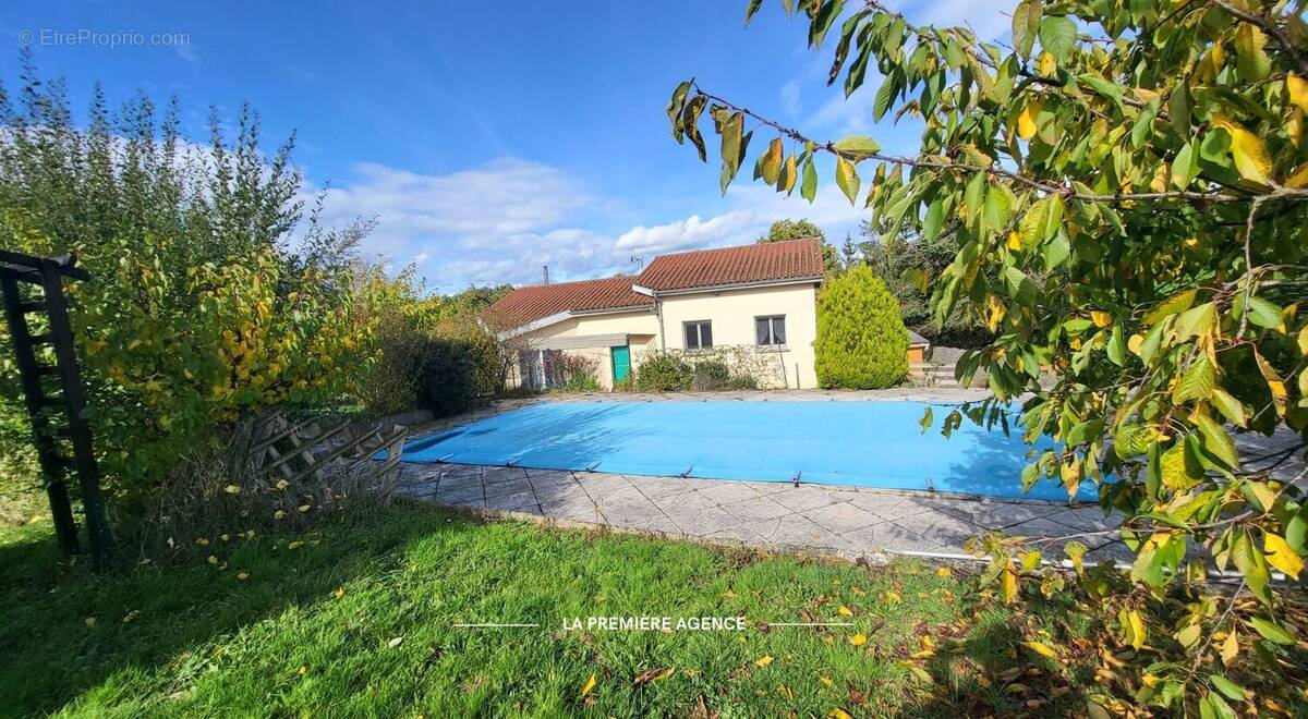 Maison à SAINT-ROMAIN-DE-POPEY