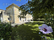 Maison à SAINT-SULPICE-DE-FALEYRENS