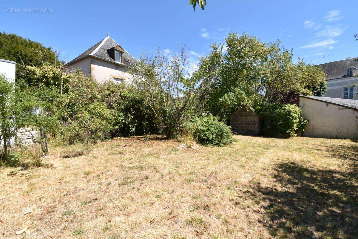Maison familiale, 5 chambres, au coeur de Prissac (36) - photo 14