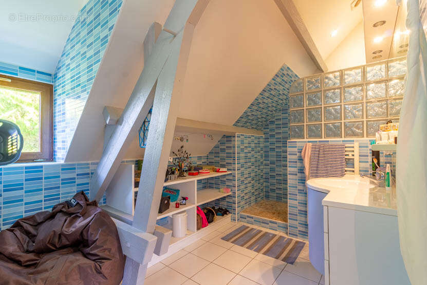 Maison à DAMPIERRE-EN-GRACAY