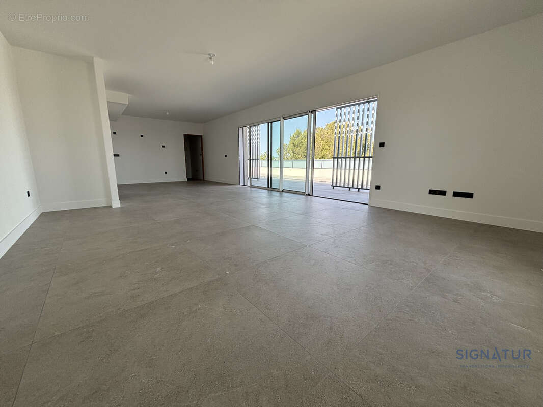 Appartement à BAILLARGUES