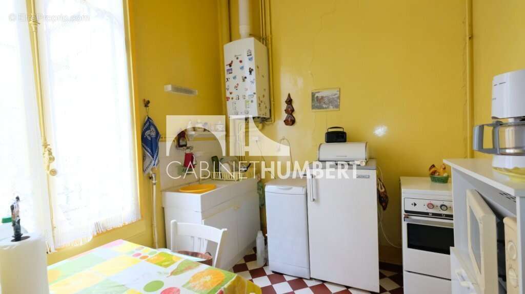 Appartement 57 m² à Saint-Etienne  - photo 2