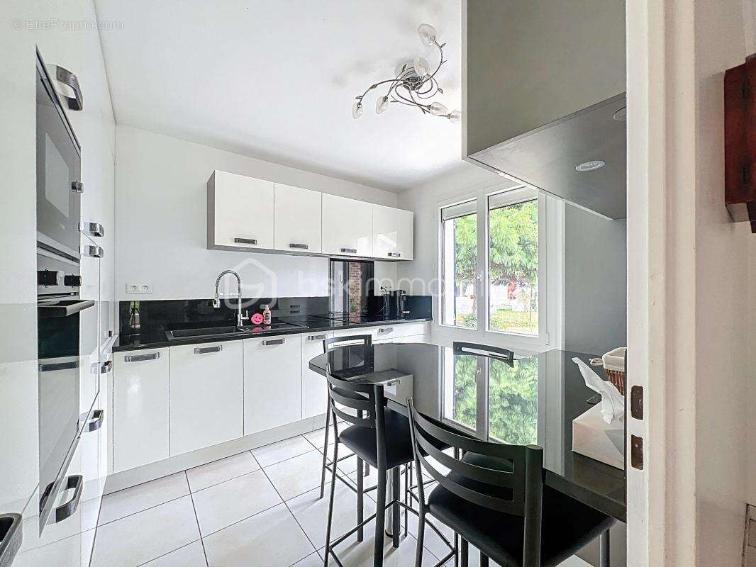 Maison à SAINT-GERMAIN-LES-CORBEIL