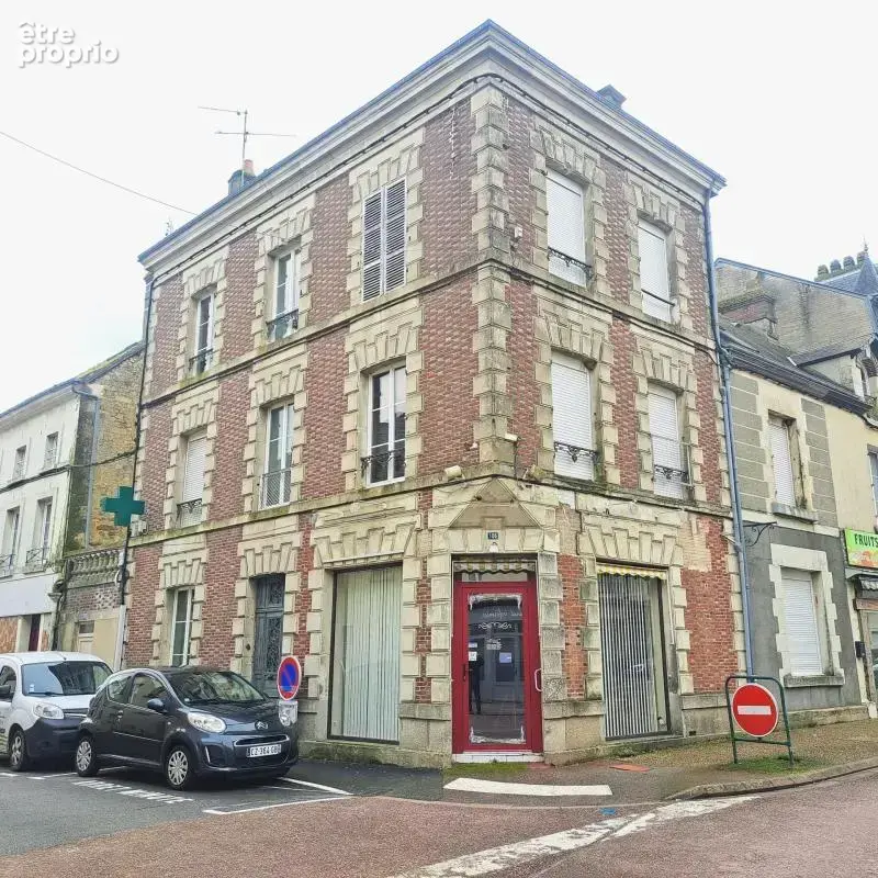 1 immeuble de 4 lots, 2 maison, jardin, centre ville - photo 3