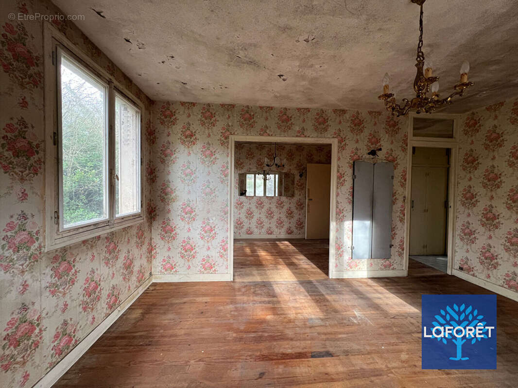 Maison à CHALO-SAINT-MARS