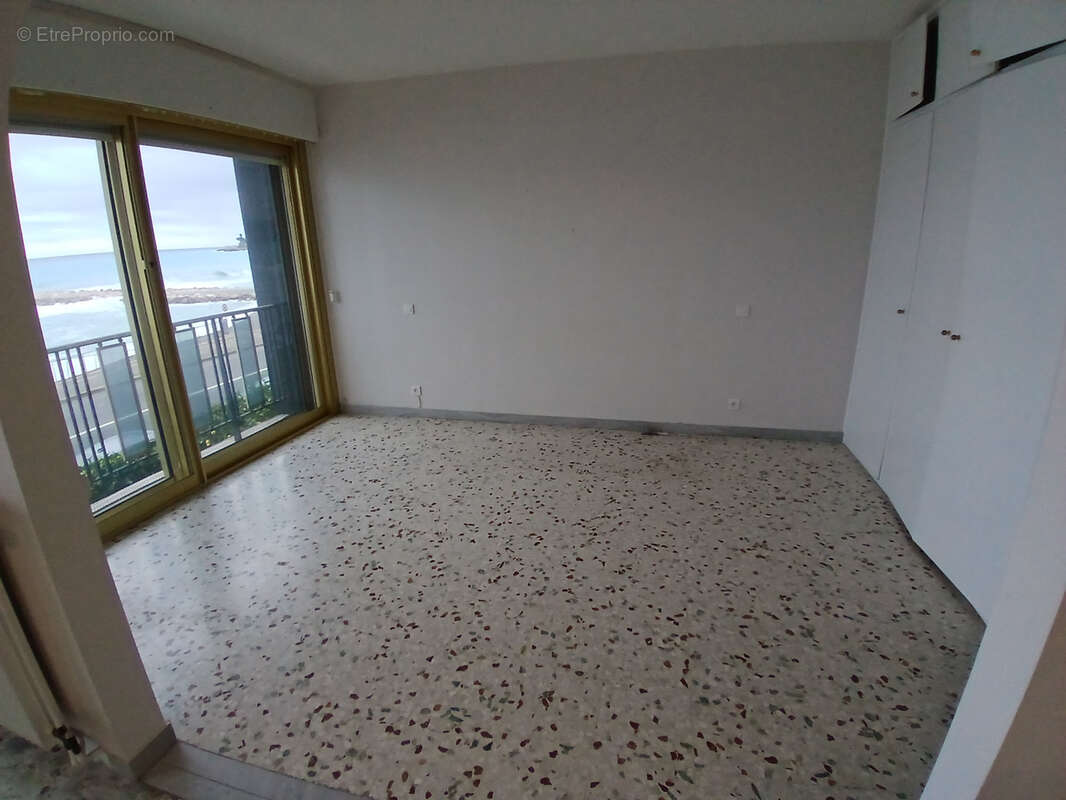 Appartement à ROQUEBRUNE-CAP-MARTIN